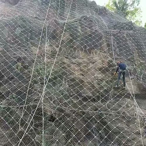 桂林边坡防护网价格防城港钢丝绳网厂